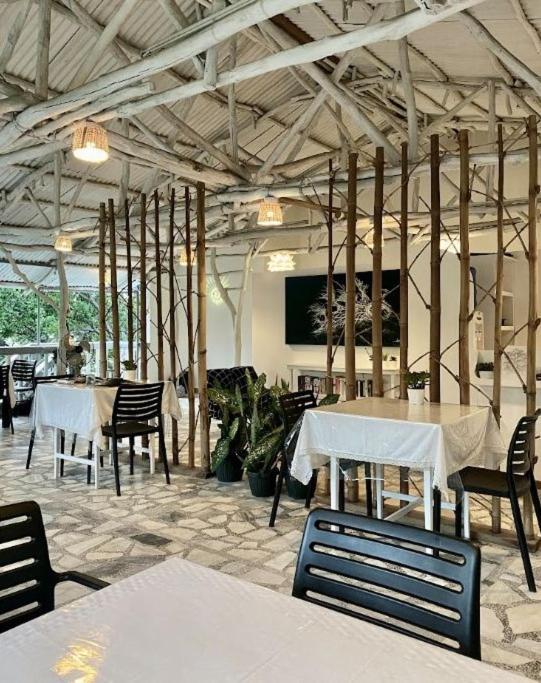 The Three P Beach Resort & Dive Center Agnay Экстерьер фото