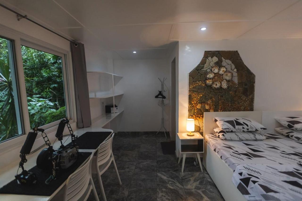 The Three P Beach Resort & Dive Center Agnay Экстерьер фото